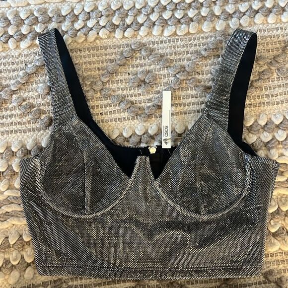 NWT ASOS DESIGN metallic silver midi skirt and crop top two-piece 4/6 - Picture 8 of 11